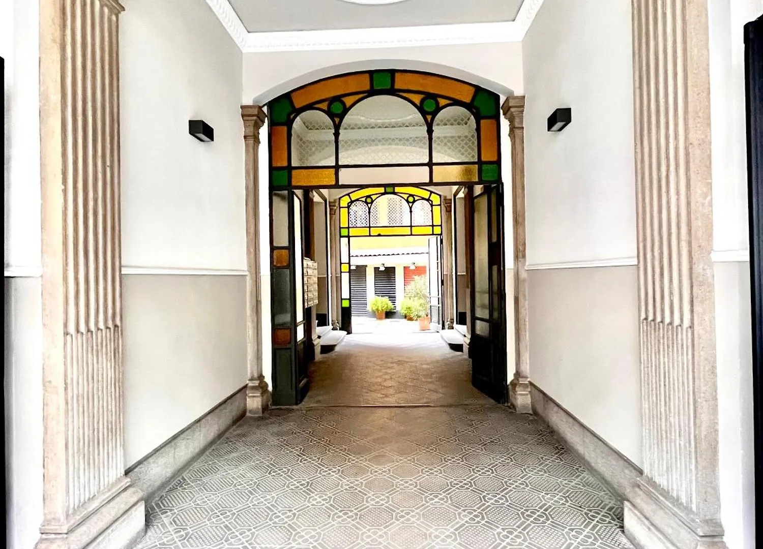 Apartment Vercelli Suite Milan Italy